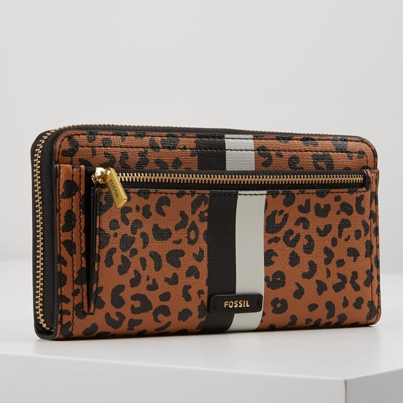 Fossil Handbags - FOSSIL Animal Print Wallet Wristlet